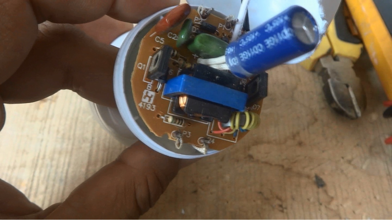 Carefully look at the circuit and look for any burning mark or any burnt or broken component.