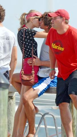 Taylor Swift Caught Kissing Conor Kennedy | ROCK ITTT