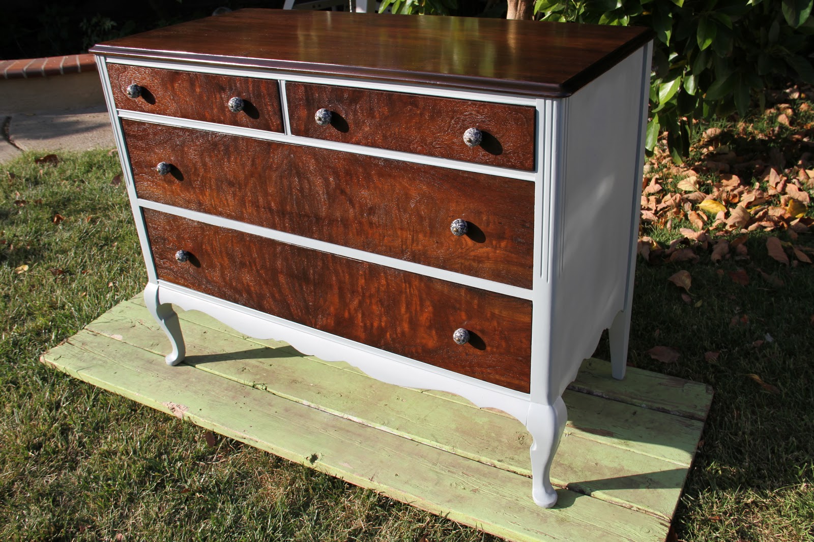 Chateau Revivals Antique Dresser Redo!