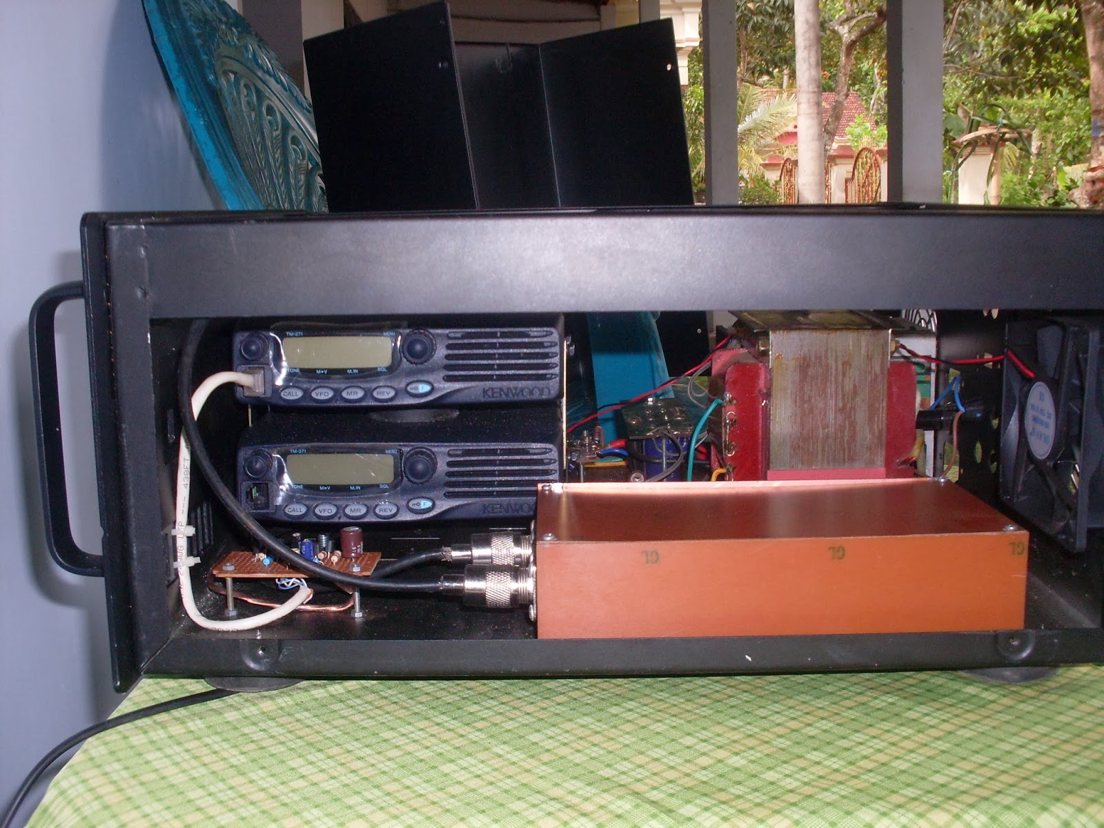 Salam Electronic BIKIN REPEATER MENGGUNAKAN DUA KENWOOD TM271