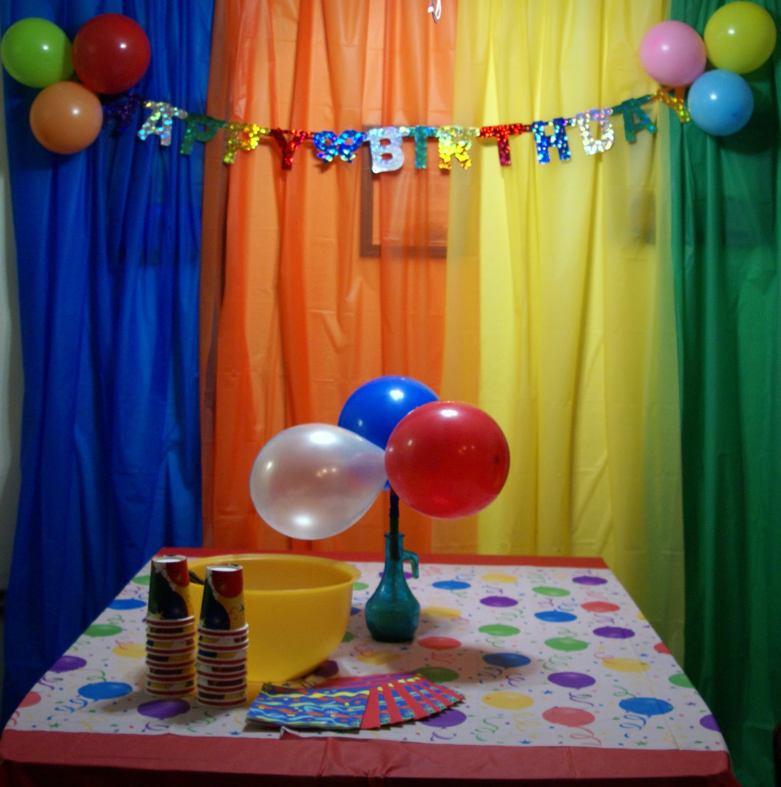 Kiser Krafts Handmade: 1st Birthday Balloon Party