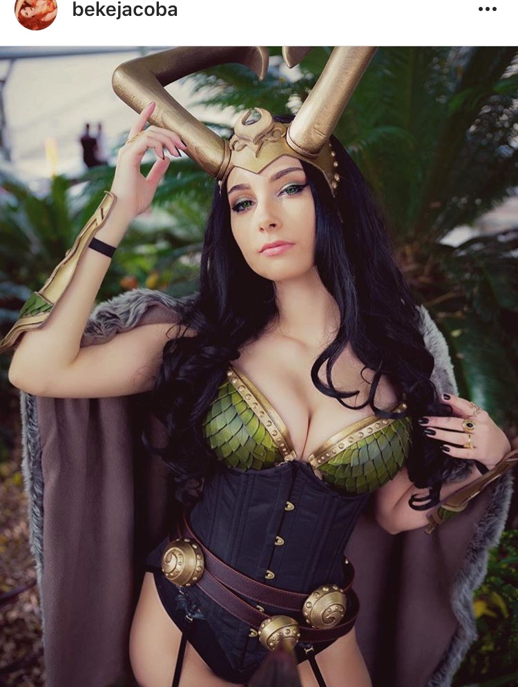 마블 코스프레녀 - 디쁠