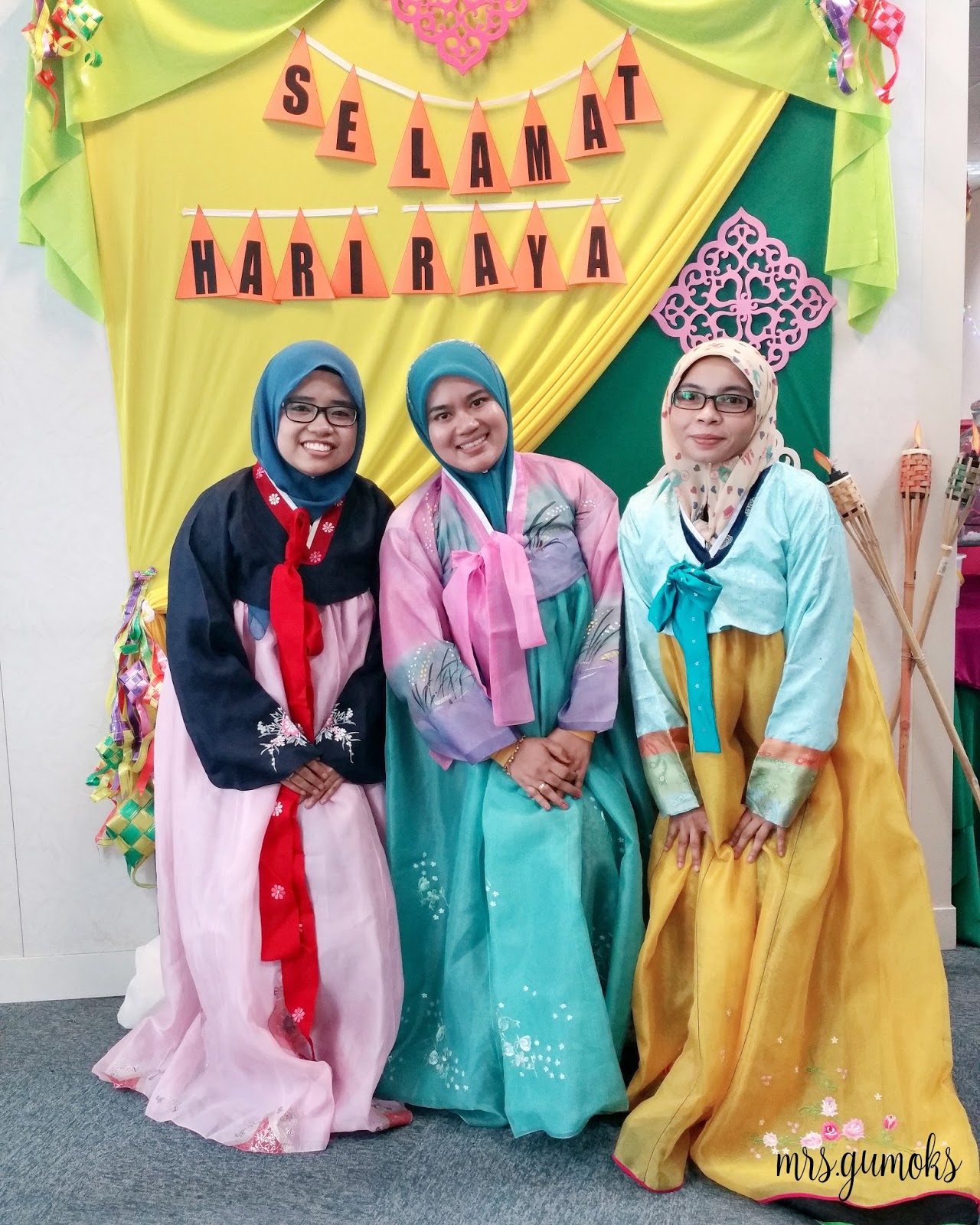 Mrs. Gumoks: Jamuan Raya Kampung Style