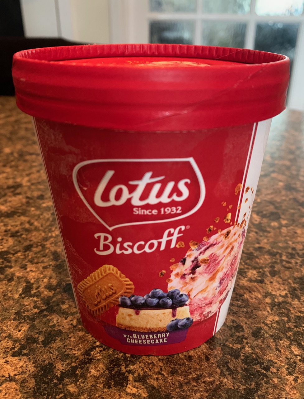 FOODSTUFF FINDS Lotus Biscoff Blueberry Cheesecake Ice Cream (Iceland