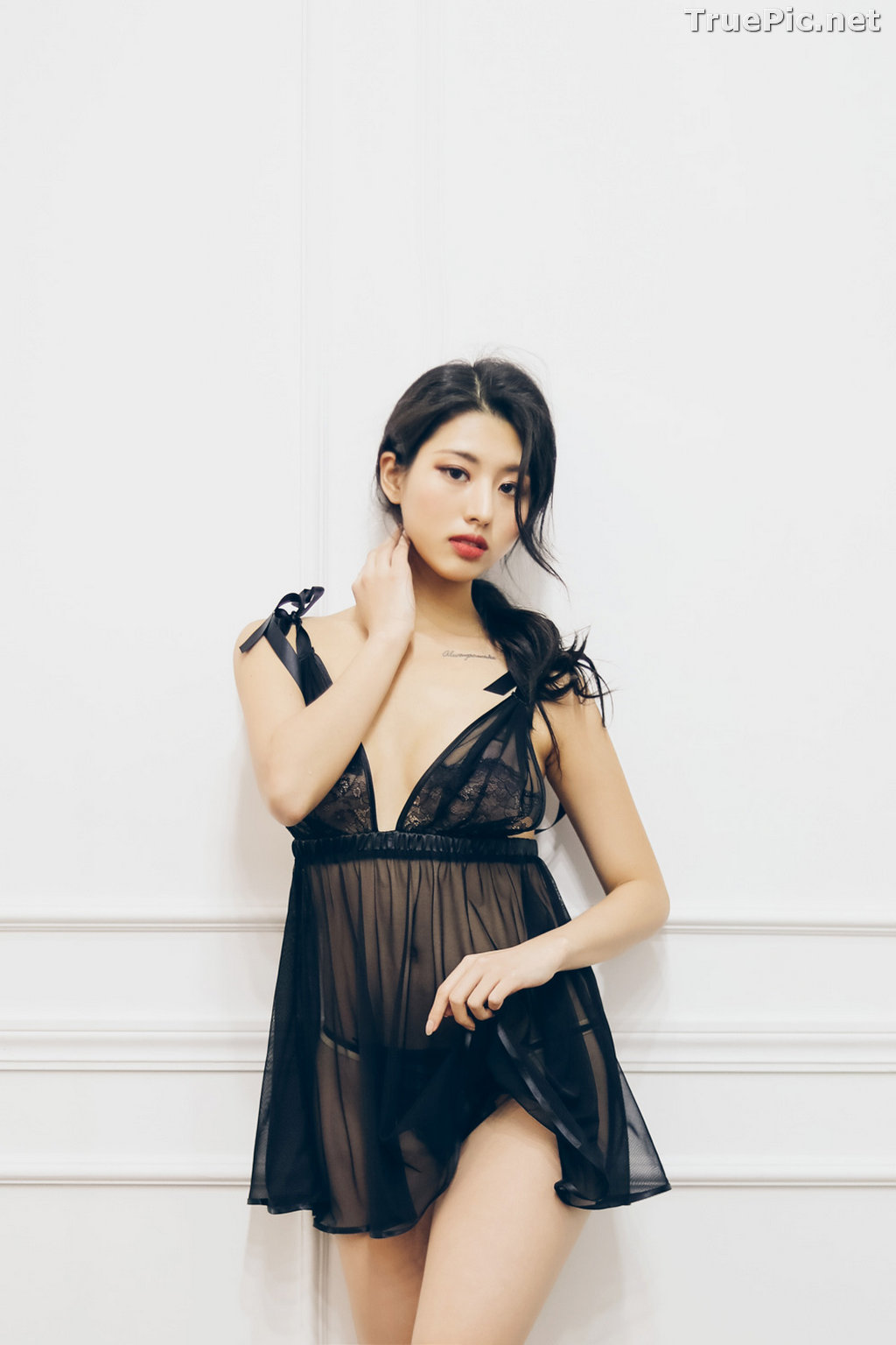 Image Jung Yuna - Korean Fashion Model - Black Transparent Lingerie Set - TruePic.net - Picture-17