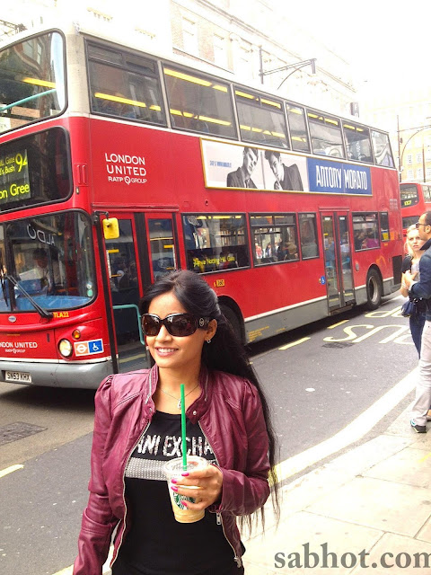 Hot Miss pooja unseen pictures in london
