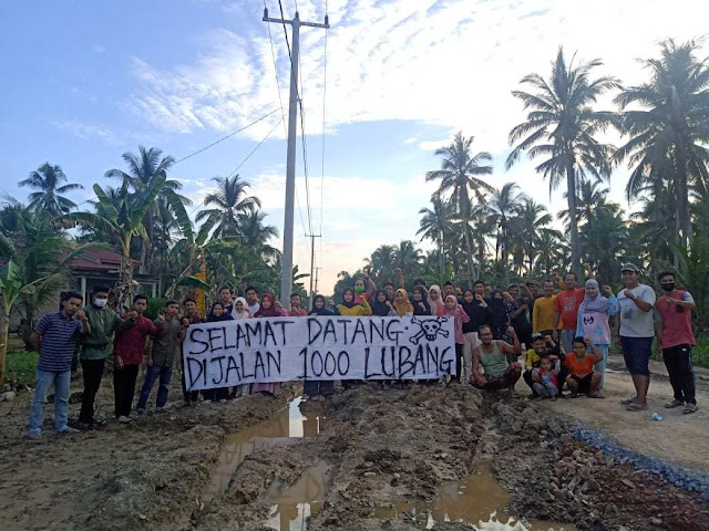 Jalan Provinsi di Kecamatan Keritang Rusak Parah, Ini Sikap dan Harapan HPPMK