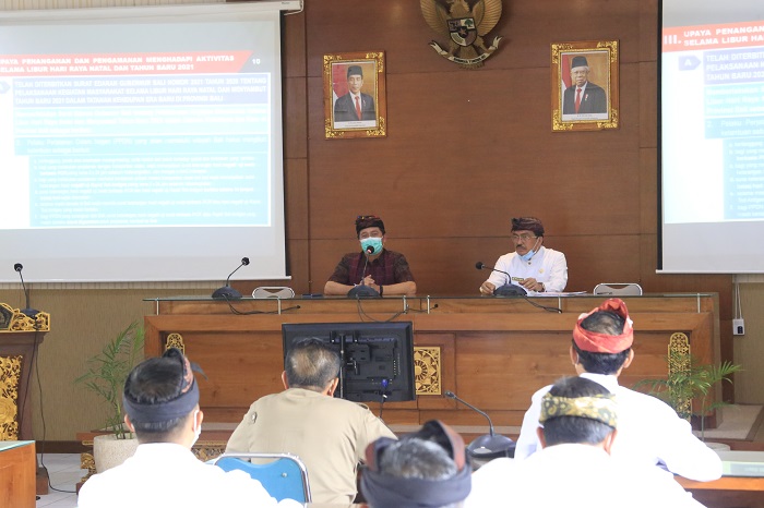 Bupati Suwirta Perintahkan Jajaran Cegah Kerumunan Saat Libur Panjang