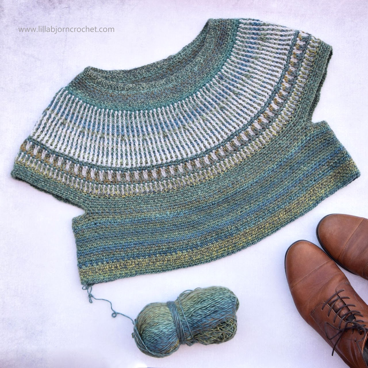 Esja Sweater crochet pattern by www.lillabjorncrochet.com