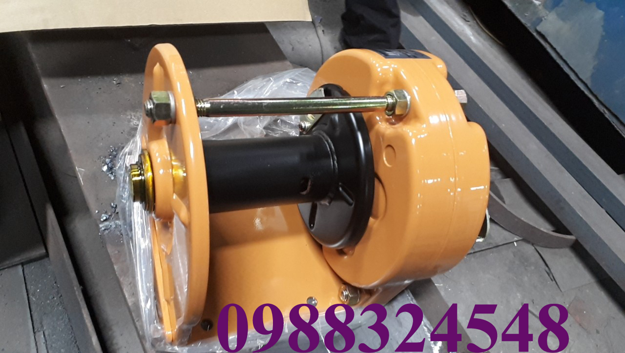 Tời quay tay Maxpull GM-3-SI 300kg