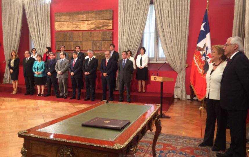 DESDE ESTE LADO DE LA TRINCHERA//...