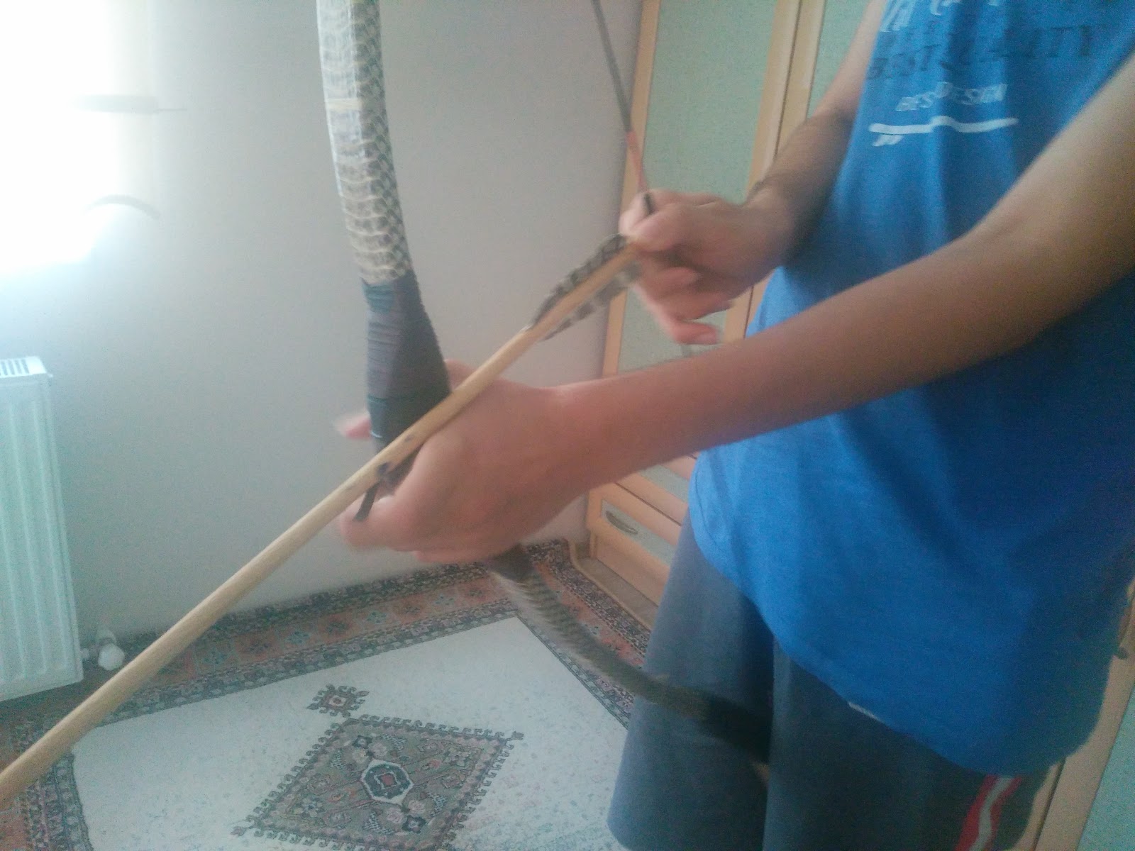 ST. (Eski ad Uzakdoğu Manyakları, Akvaristler ve Survival Camping