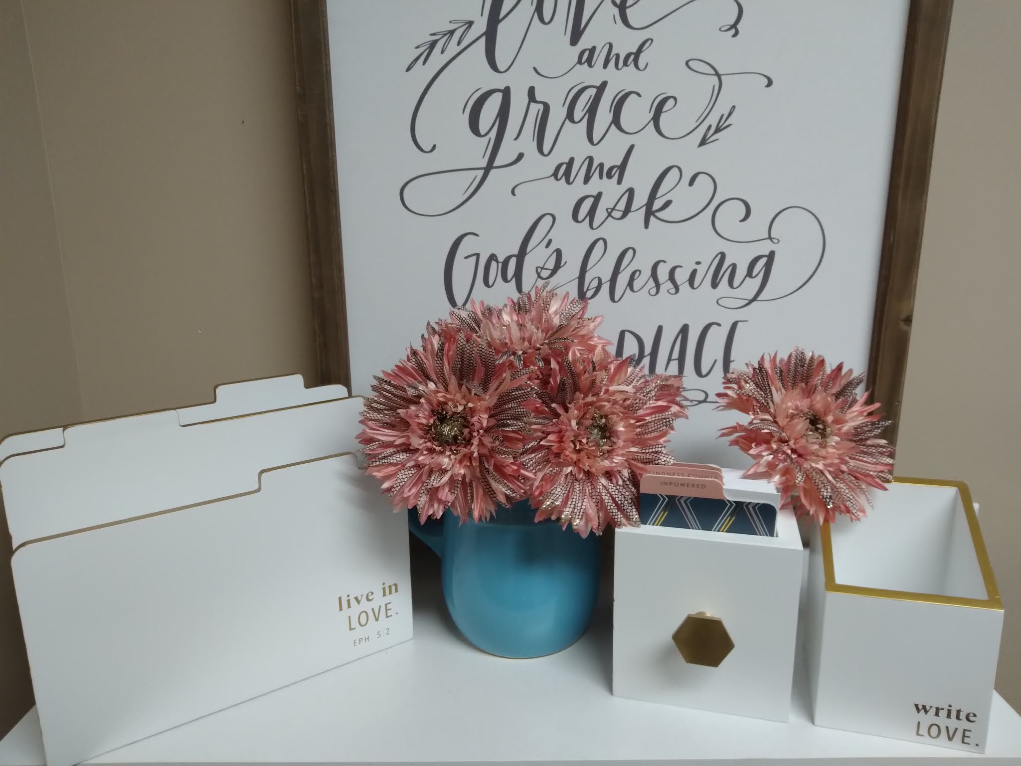 DaySpring Outlet Store