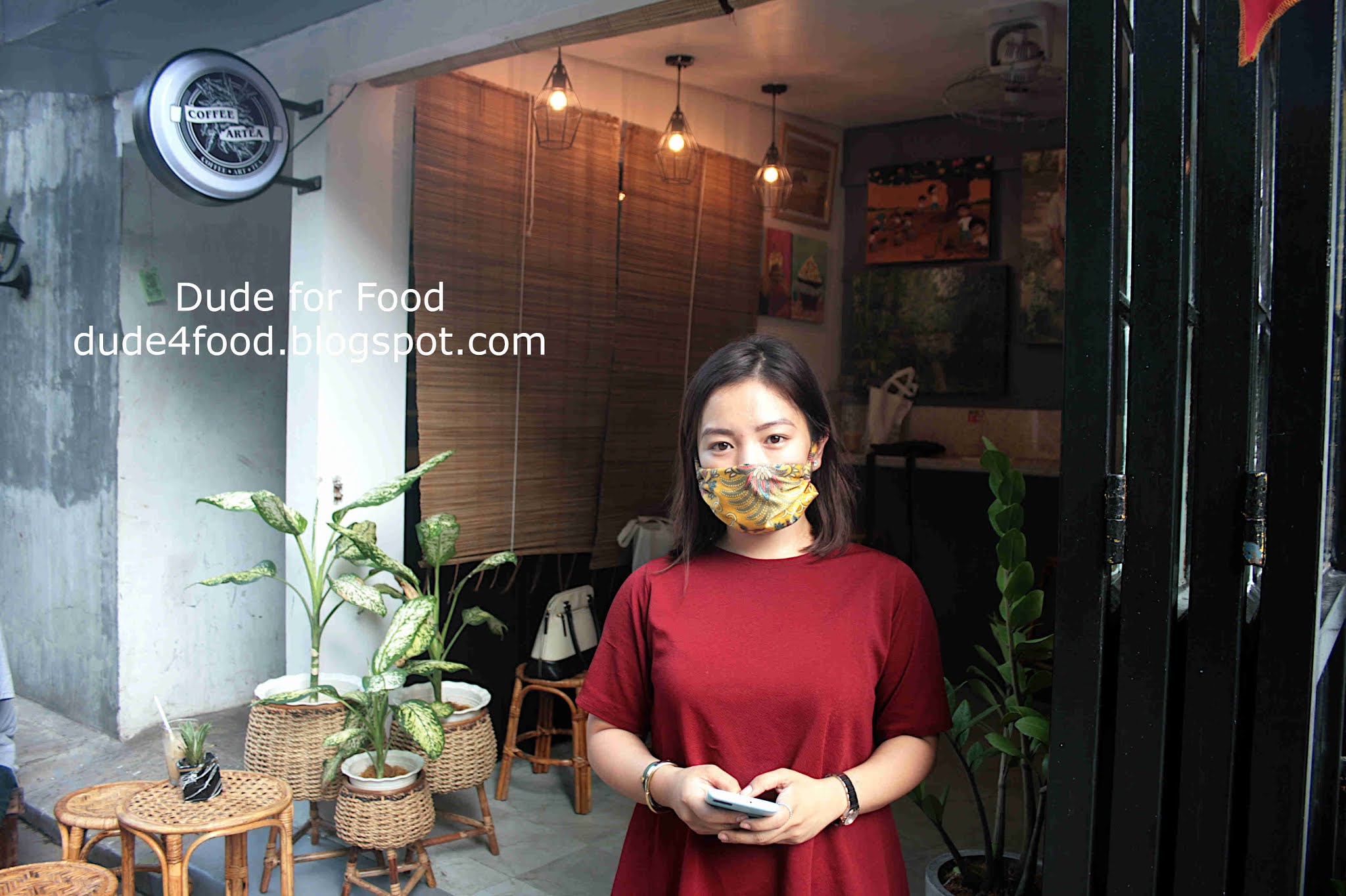 DUDE FOR FOOD New in the 'Hood Art and Coffee at Coffee Artea in