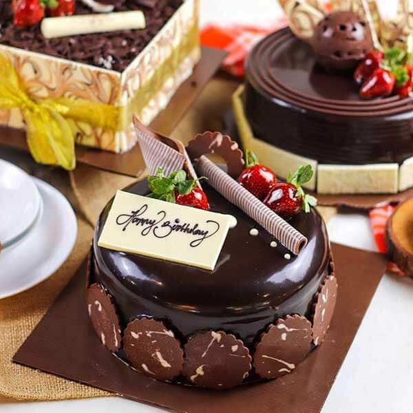 9 Toko Kue di Medan Favorit & Recommended Untuk Oleh-oleh - Traveling Medan