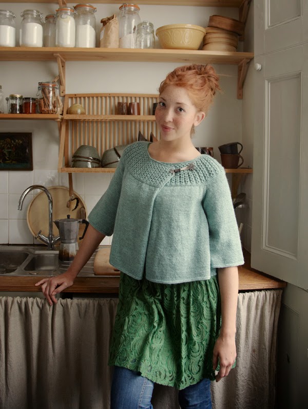 Chris Loves 2 Sew Loop, London UK Amazing Yarn Shop (2013)