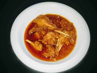 Serving Chicken curry in a bowl for easy chicken curry recipe