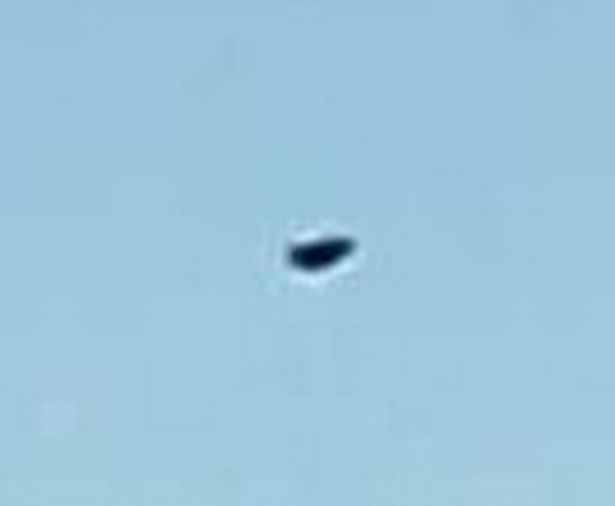 UFO Sightings Weekly: Daylight object spotted hovering above Ayrshire ...