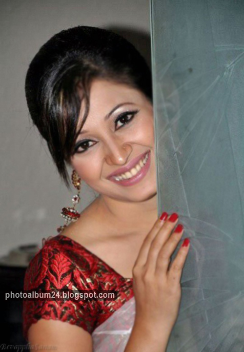 Bangladeshi Tv Actress Nafisa Photo Album 24