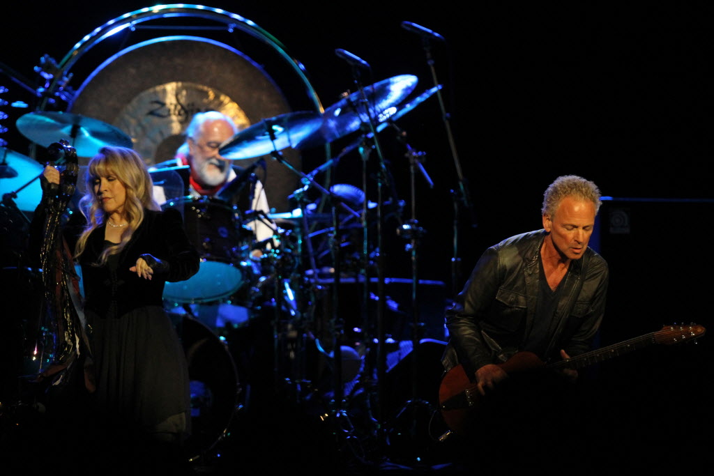 Fleetwood Mac News REVIEWS PHOTOS Fleetwood Mac Live in Dallas 6/4