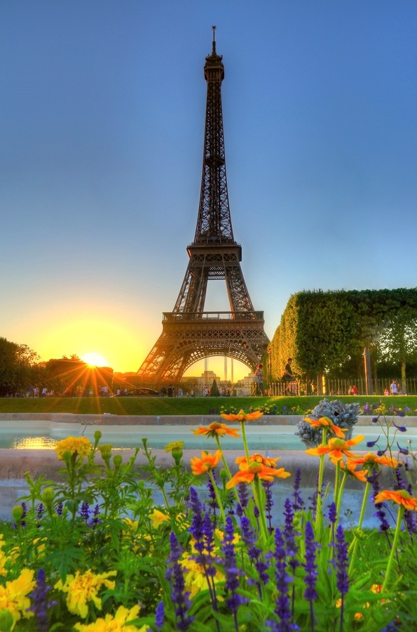 Amazing Views Of Eiffel Tower Paris 10 Pics Top10