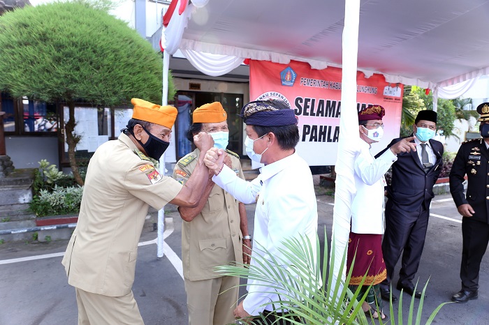 Bupati Suwirta : Mari Menjadi Pahlawan Bagi Diri Kita Sendiri