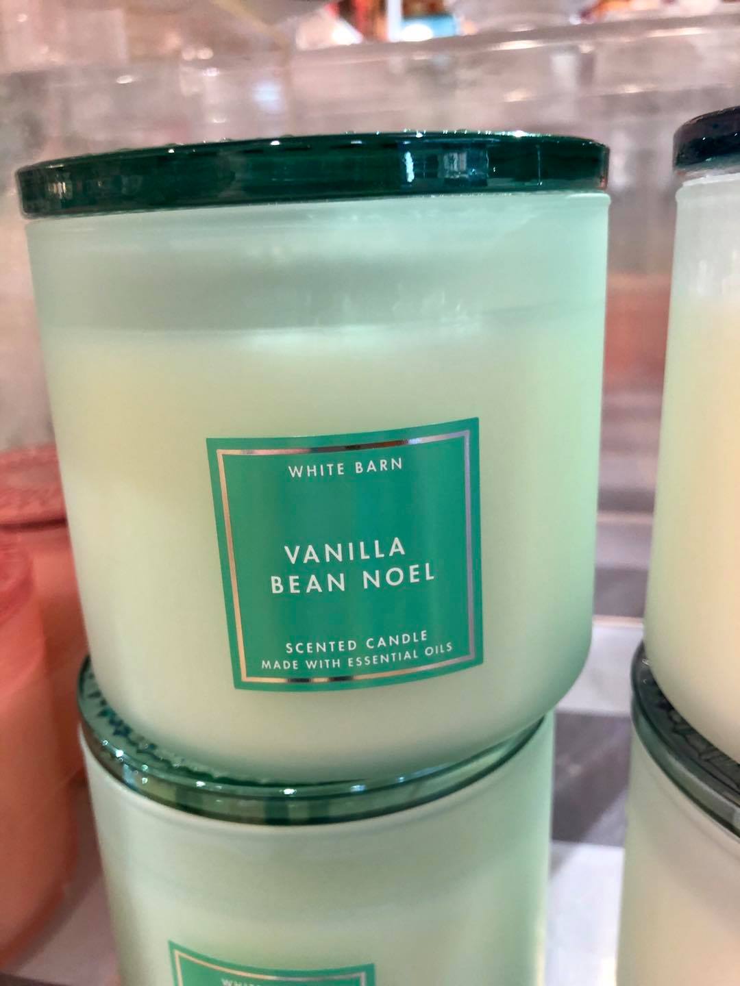 Life Inside the Page Bath & Body Works White Barn Seasonal Decor