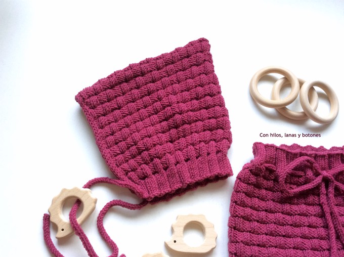 Con hilos, lanas y botones: Picnic Baby Bloomers and Pixie Hat