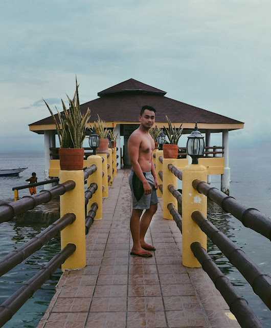 FaceCebu Blogger in Cabana Beach Club Resort FaceCebu Blogger in Cabana Beach Club Resort