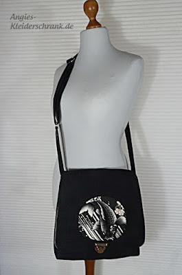 Bullaugentasche, Angies Kleiderschrank