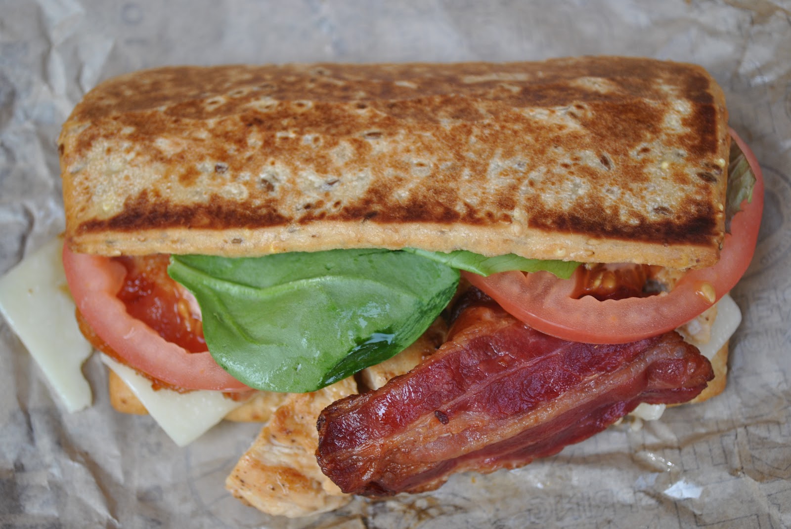 Foodette Reviews Wendy's New Smoky Honey Mustard and Asiago Ranch