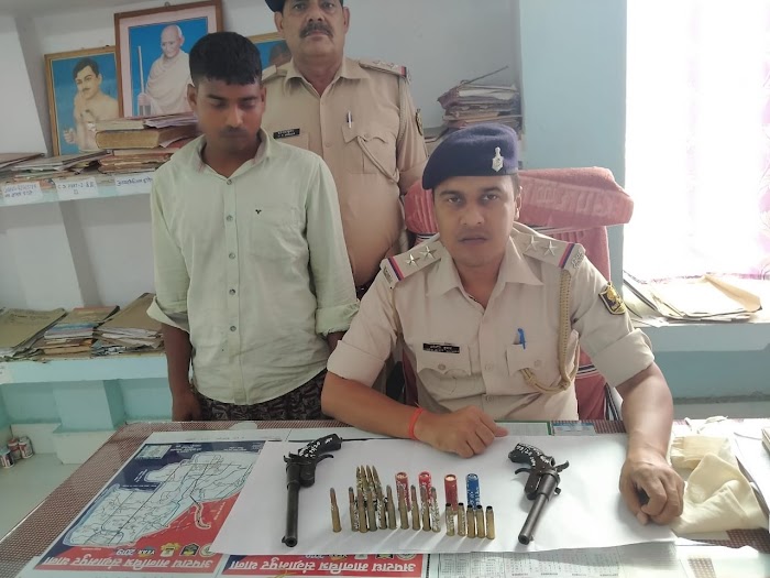 एसपी के निर्देश पर चला विशेष छापामारी अभियान, कई कांडों में फरार 44 अभियुक्त गिरफ्तार!!