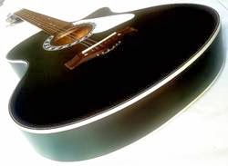 5 Tips Sebelum Membeli Gitar Akustik Infected Guitar