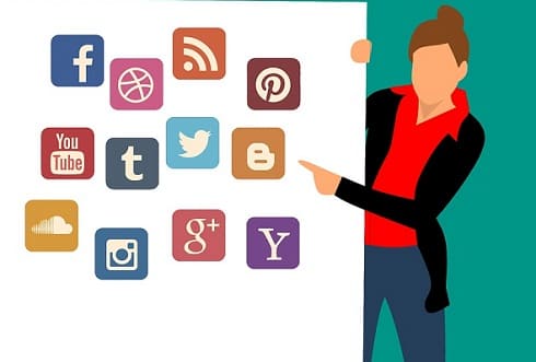 Generasi Milenial, Yuk Ketahui Cara Bijak Menyikapi Derasnya Informasi!