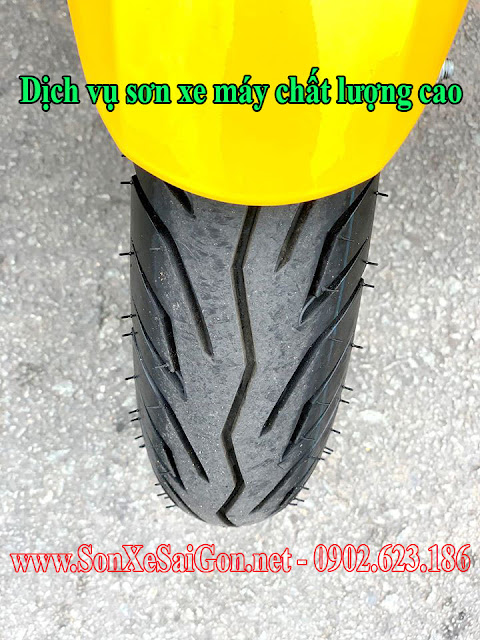 Sơn xe Air Blade màu vàng ABS mâm đen cực đẹp Sơn xe Air Blade màu vàng ABS mâm đen cực đẹp