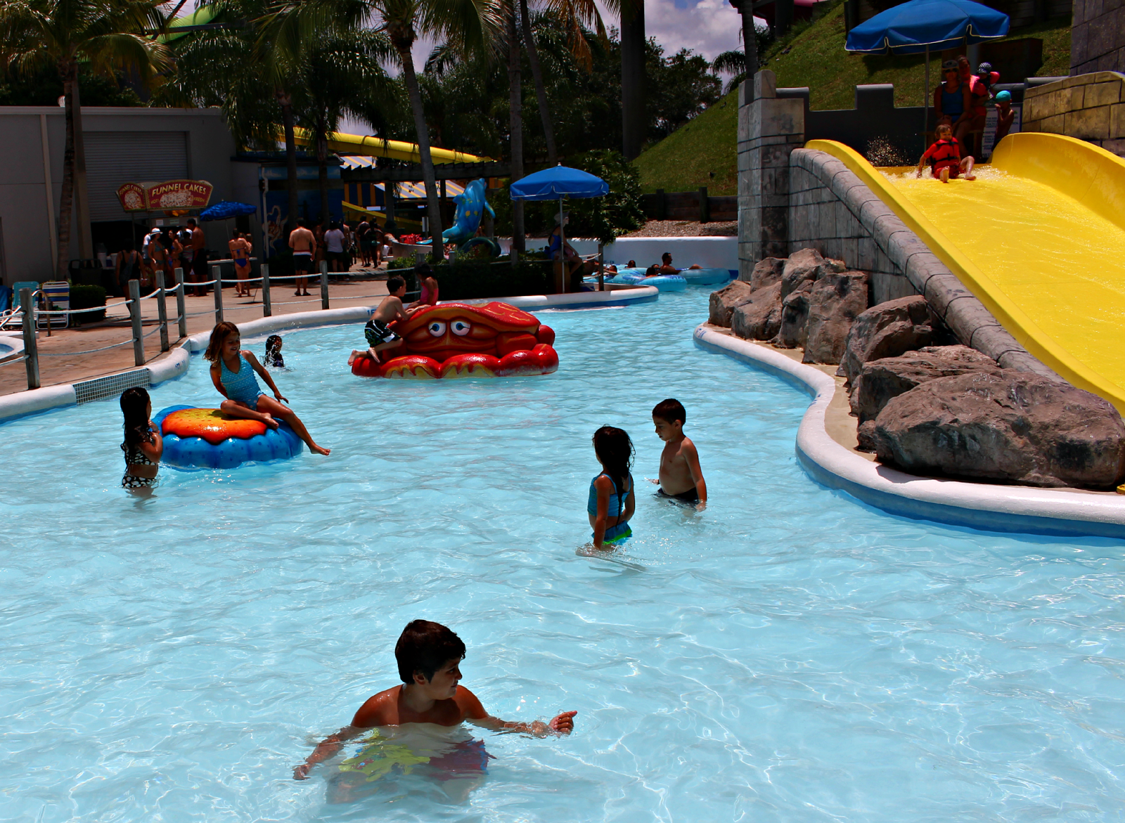 Rapid-water-park-swimming-family- fun-summer