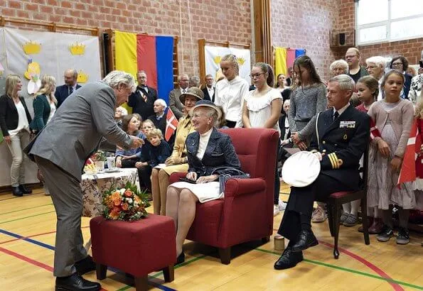 Queen Margrethe II visited Risum Danish School in South Schleswig. The Queen attended a farewell reception at Flensburg House