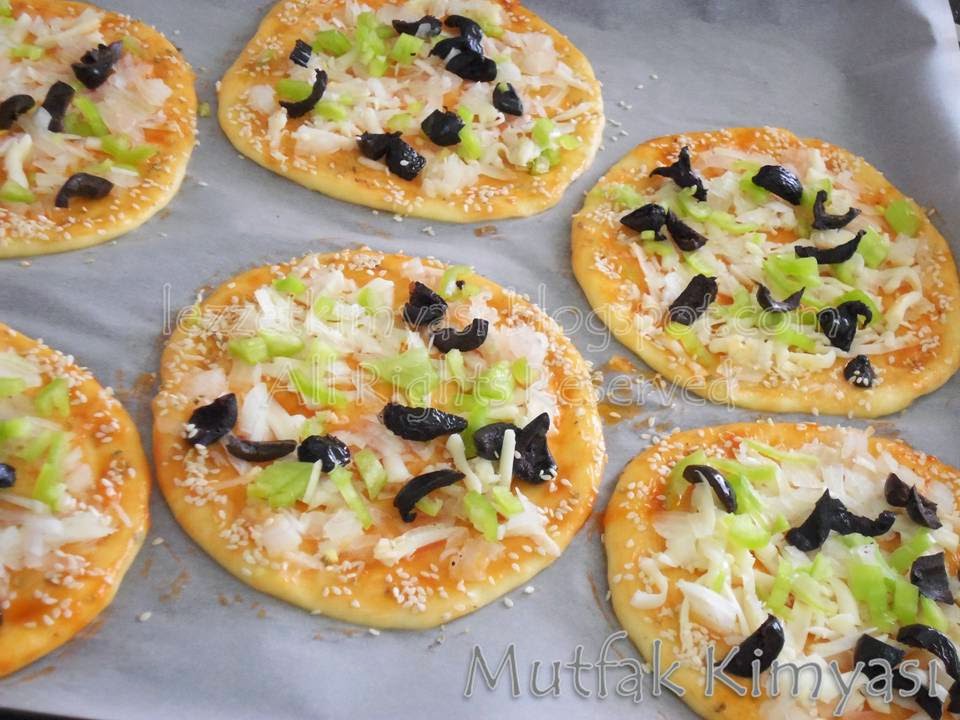 MUTFAK KİMYASI MİNİ PİZZA (6 ADET)
