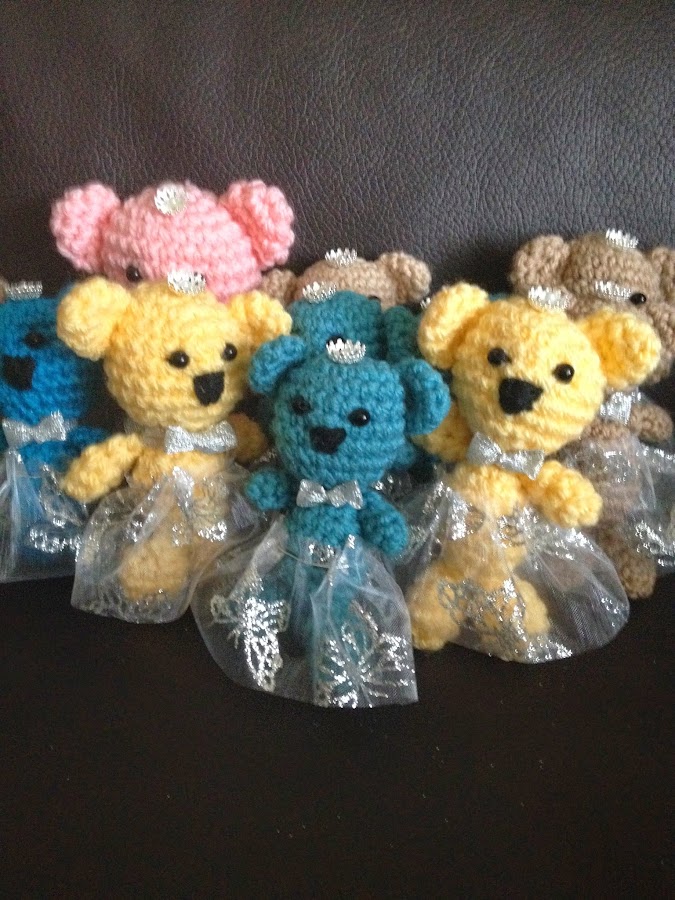 Regalos y detalles para comuniones: Ositos de amigurumi para los invitados