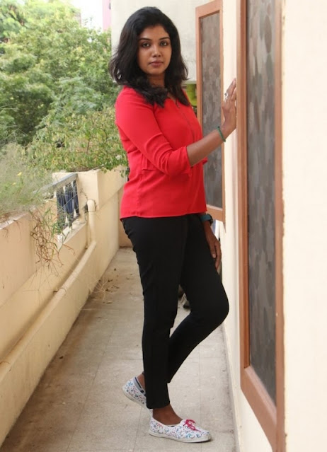 Actress Riythvika Latest Cute Photos Navel Queens Actress Riythvika Latest Cute Photos Navel Queens