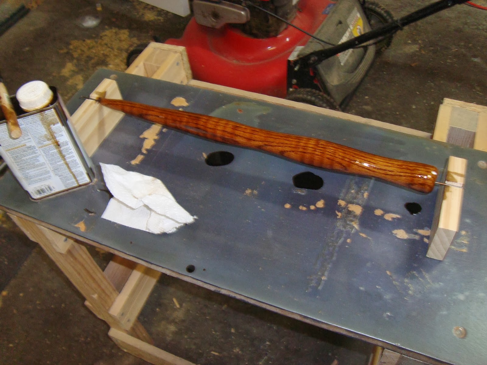 Brotherwood Make A Chisel Handle from Firewood