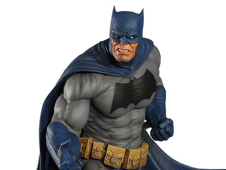 JIMSMASH ! ! !: âDARK KNIGHT RETURNSâ STATUE