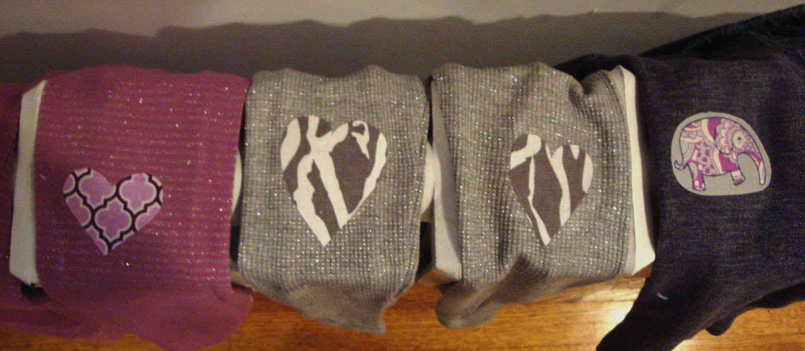 TEXTILE TROLLEY How to patch a hole in the knees of leggings