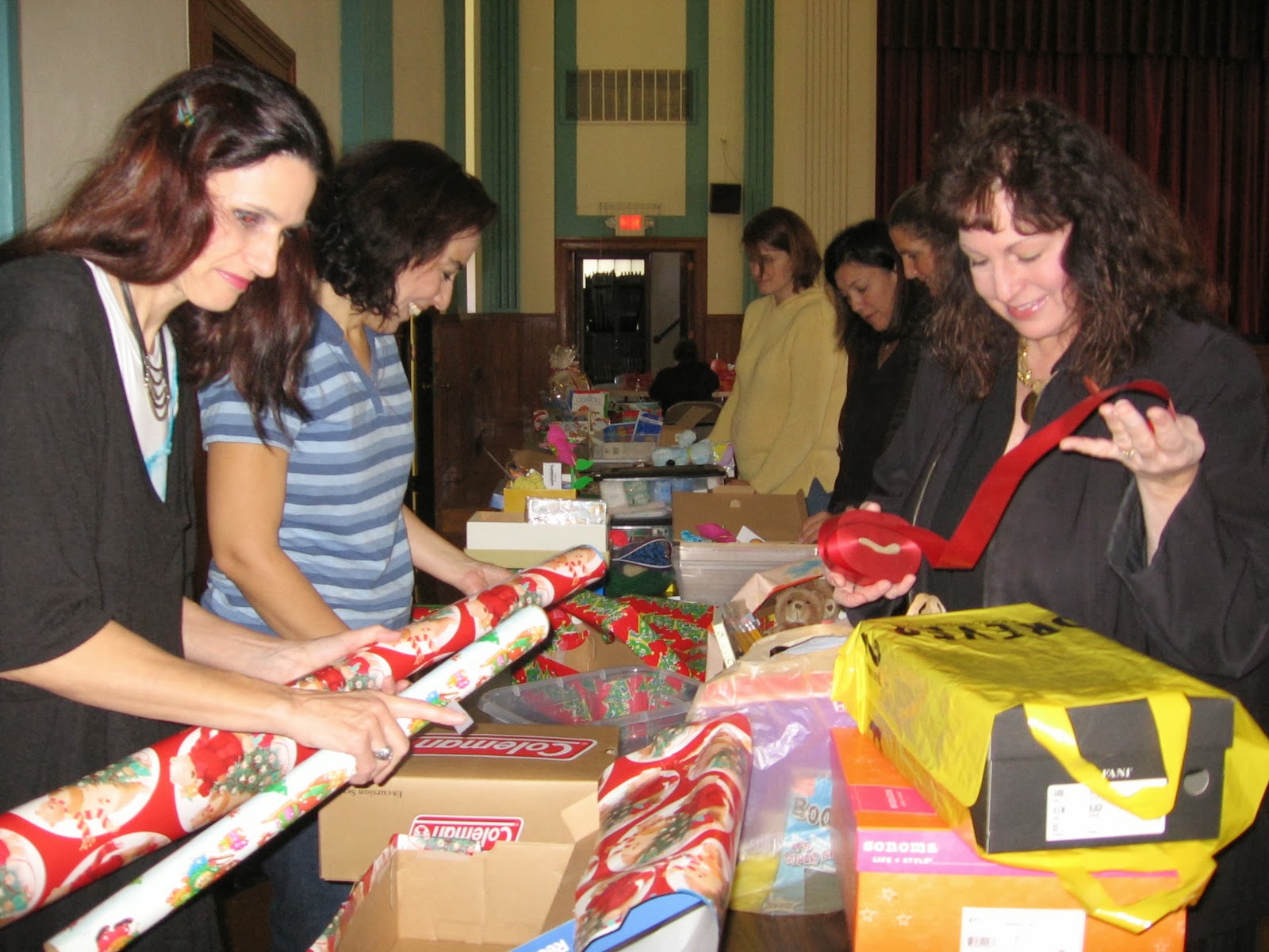 The Ilze Halliday Foundation URGENT Santa Shoebox needs specific