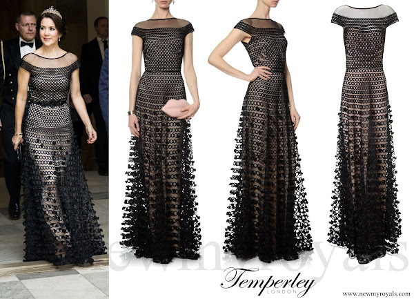 Temperley-London-Black-Textured%2BLong-Trellis-Gown.jpg