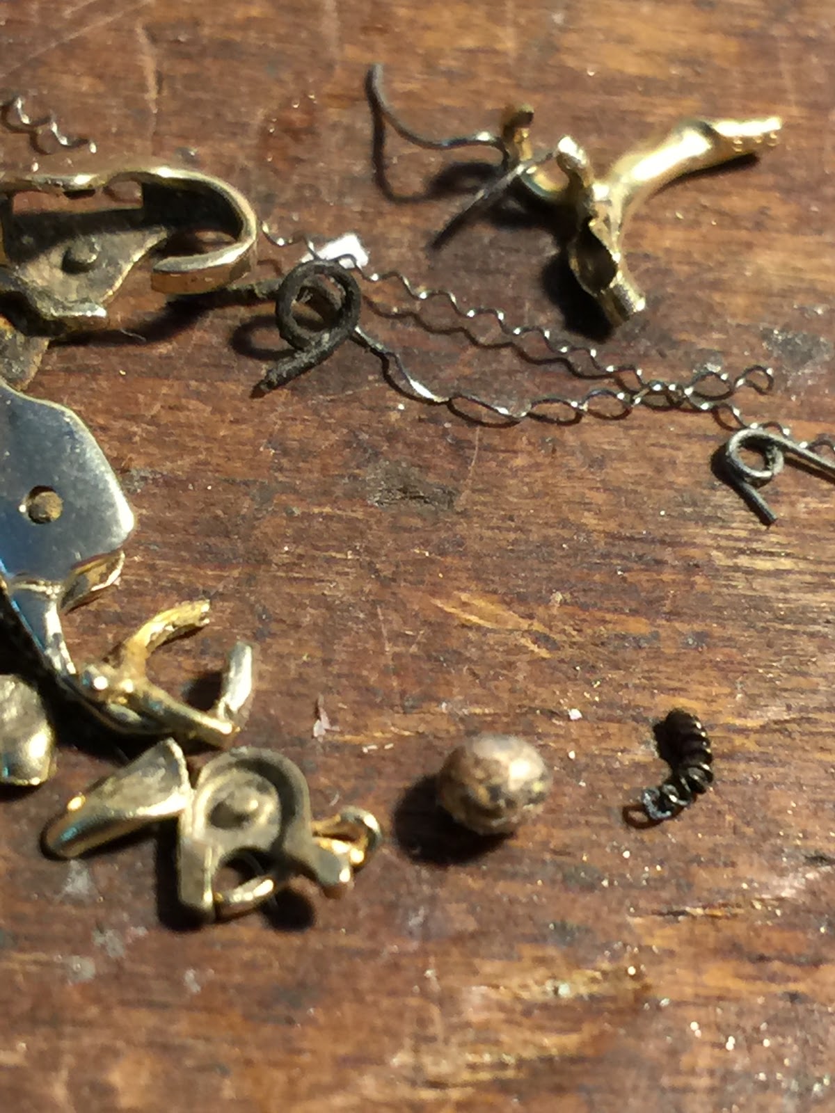 Idylliz Oud goud, prijs, hergebruik bestaand goud.