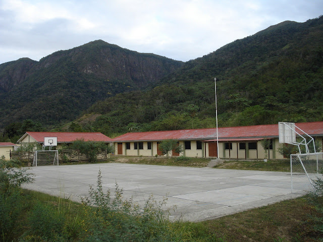 Colegio TUPAC AMARU - Cirialo