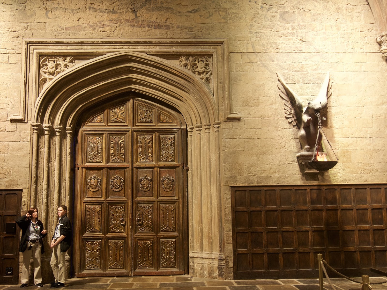 Hogwarts Castle Door Related Keywords & Suggestions - Hogwar