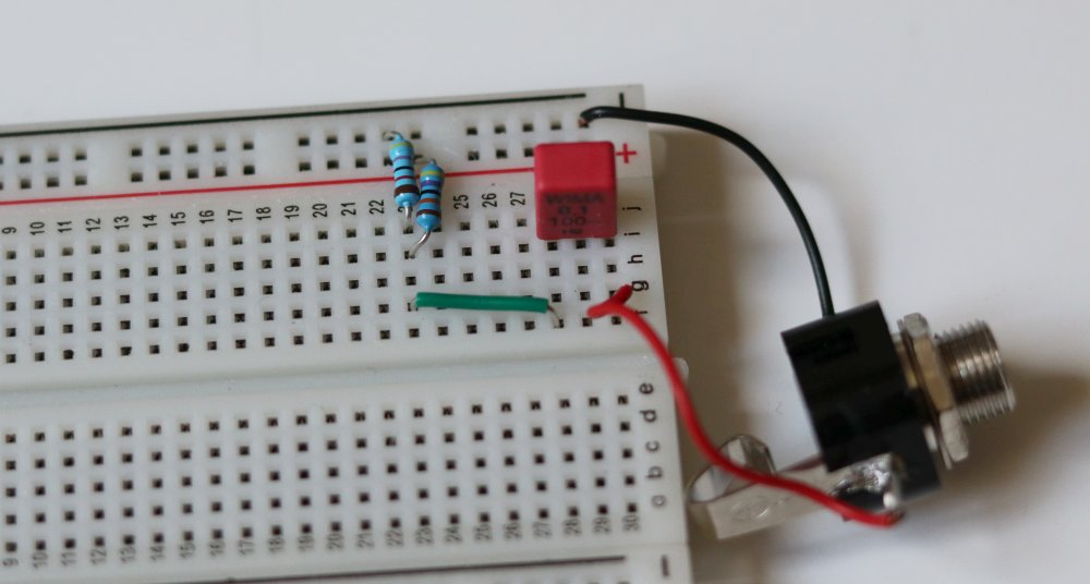 DIY guitar effect breadboard tutorial