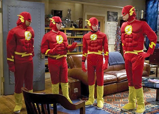 Personajes de The Big Bang Theory disfrazados de Flash